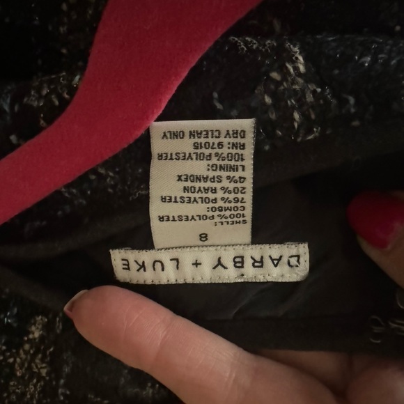 Skirts  (2) - Picture 2 of 3